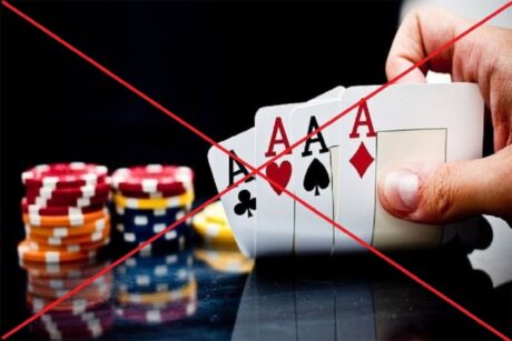 Chơi bài ăn tiền dịp tết - "Vui đầu năm" có thể trở thành vi phạm pháp luật